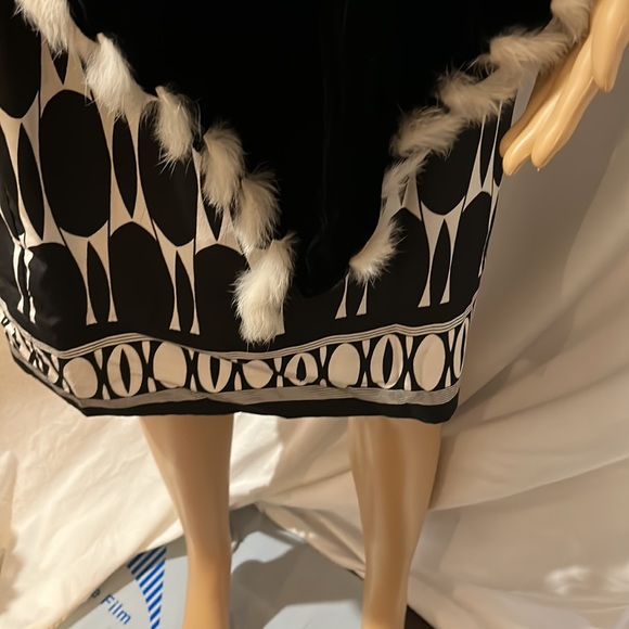 Vintage velvet and rabbit fur shawl. One size - Picture 3 of 6